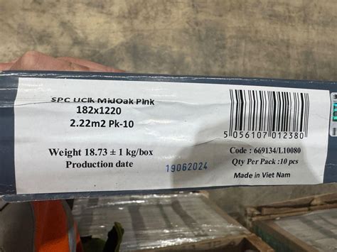 10 x New & Boxed Packs of UltraClick SPC Easy Click-Fit Luxury Vinyl ...