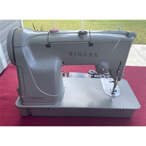 Singer 329K Sewing Machine 的图像结果