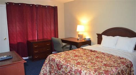 MOHAWK MOTEL (Brantford, Ontario) - Hotel Reviews, Photos, Rate ...
