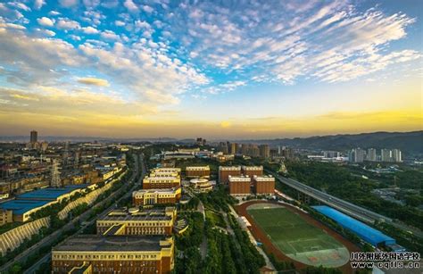 3个重庆市政府外国留学生市长奖学金丝路项目在重庆邮电大学开班