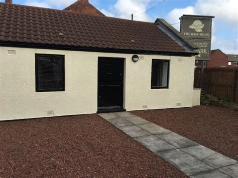 THE HALF MOON INN (Ashington) - Lodge Reviews, Photos, Rate Comparison ...