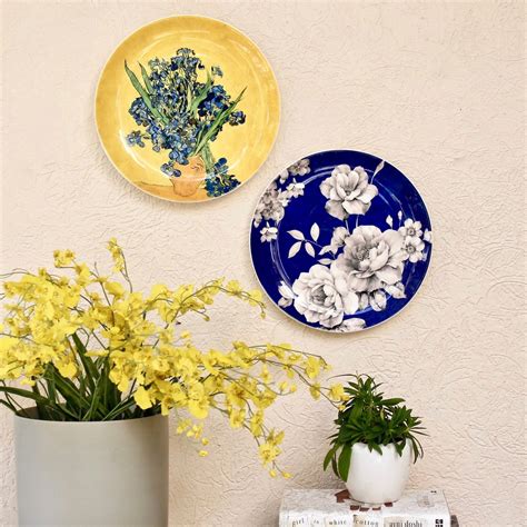Blue & White Rose Ceramic Decorative Wall Plate – Mora Taara