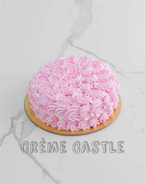 Order Pineapple Cakes Online | Free Delivery | Creme Castle