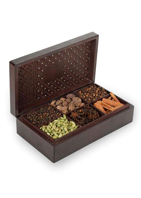 Get Indian Spices Collection (6 Spices) Gift Set at ₹ 1454 | LBB Shop