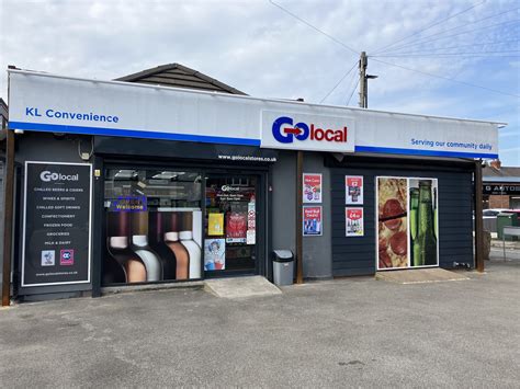 Cute Local Convenience Store 的图像结果