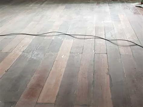 廊坊地板修补方法有哪些，主要是看缝隙大小-厨房瓷砖缝隙冒水
