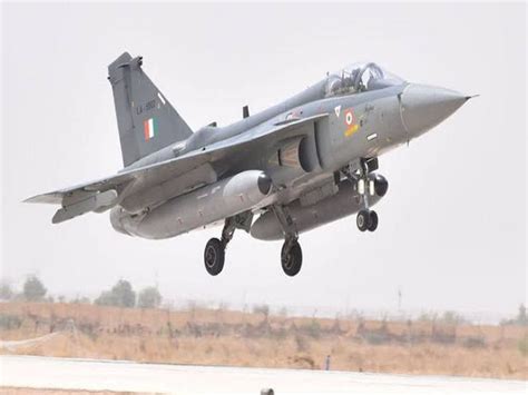Indian LCA combat aircraft now being armed with American JDAM precision ...