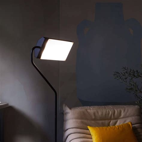 Flamingo Floor Lamp 2 | Seasonal Depression Relief