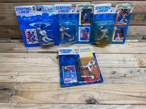 Lot - Lot of Starting Lineup figures