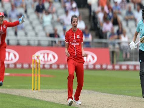 Kate Cross named Lancashire Thunder skipper
