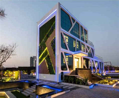 Majestique Towers | 2 & 3 Bhk Flats in kharadi,pune