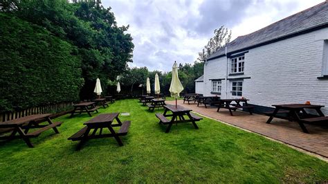 Contact Us – The Hare & Hounds Sway