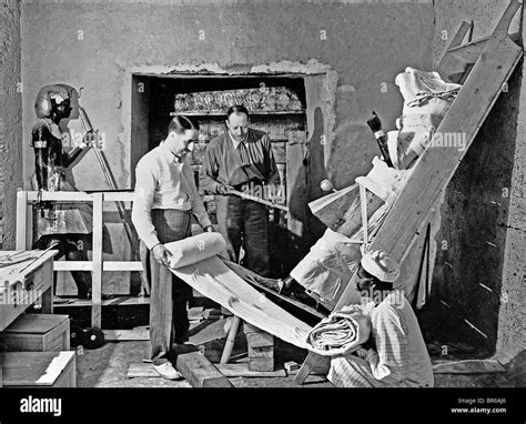 Howard Carter King Tut Tomb 的图像结果