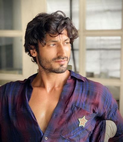 Who is Vidyut Jammwal? Net Worth, Age, Height, Relationship, Movies ...