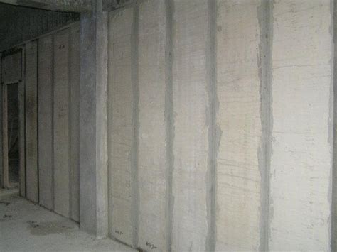 轻质墙板 - 青岛裕隆新型建材有限公司