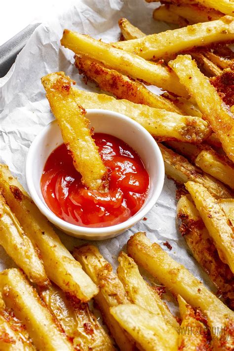 Garlic Parmesan Fries (Easy & Super Crispy!) - Wholesome Yum