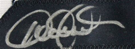 Lot Detail - Derek Jeter Signed NY Yankees 2009 World Series Pro Model ...