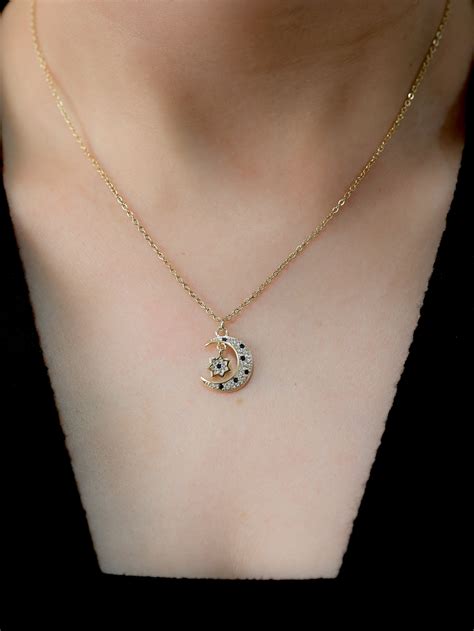 Moon And Star Necklace – LOLO LéPA