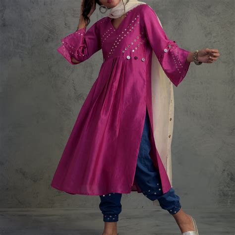 Pop Pink Chanderi Kurta Set with Jogger – charkhee