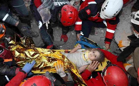 Turkish Girl Pulled Alive From Quake Debris : NPR