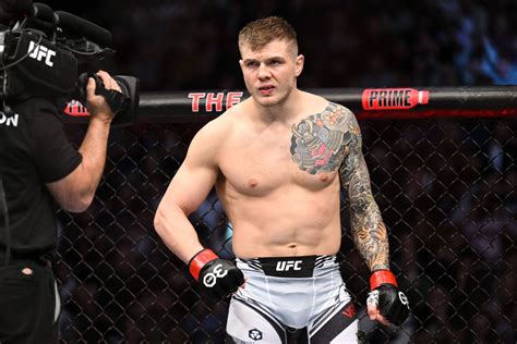 UFC Fight Night: Vettori vs. Cannonier weigh-in results