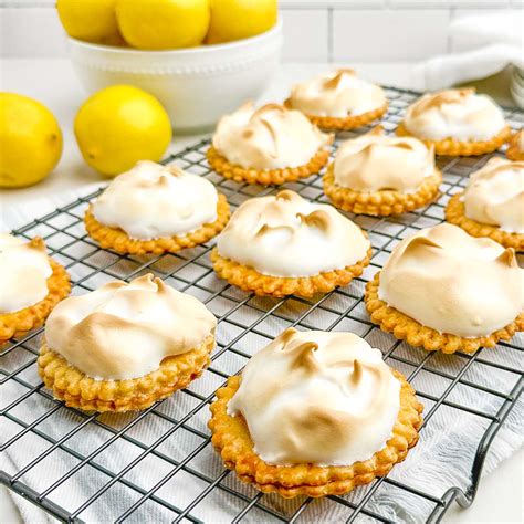 Lemon Meringue Pie Cookies - Midwestern Holidays