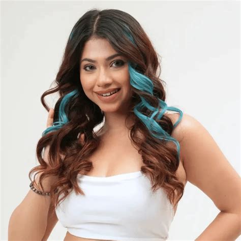 Best Highlighted Hair Extensions for Women - Temporary Hair Highlights