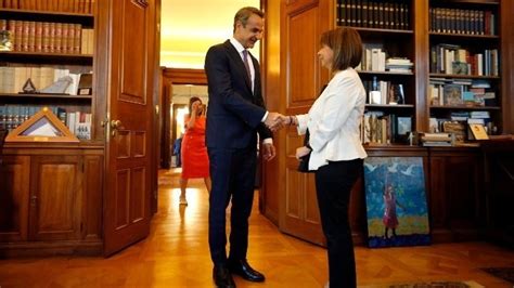 Greek Politics 的图像结果