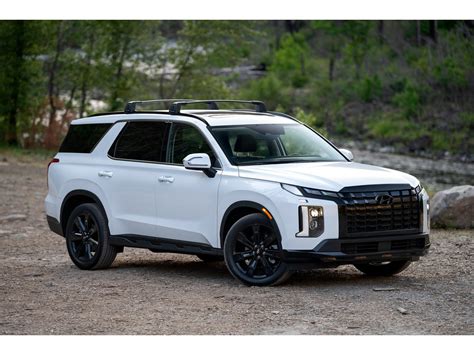 2023 Hyundai Palisade Calligraphy AWD Specs and Features | U.S. News