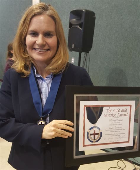 Pastor Tiffany Danna Receives God and Service Award - P.R.A.Y.