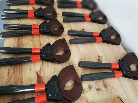 Ratchet Cable Cutter