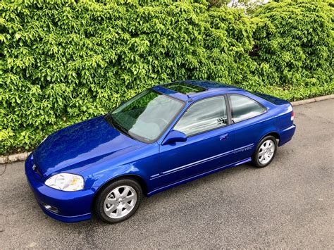 UPDATE: This 2000 Honda Civic Si Has Only 5,600 Miles On It, Looks Factory Fresh - autoevolution