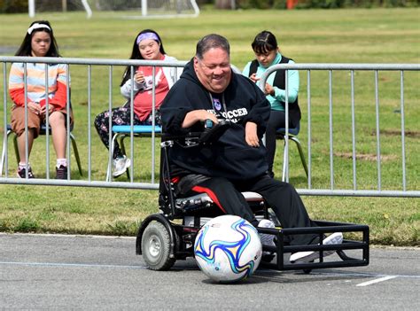 Wheelchair Soccer 的图像结果