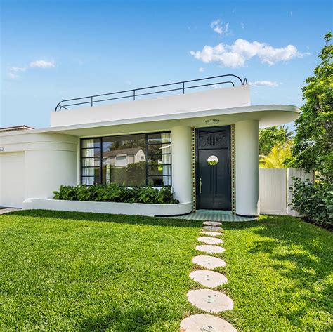 Art Deco Style Tiny House