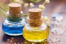 come fare gli oli essenziali in casa come fare un deodorante per ambienti idee green come fare gli oli essenziali in casa come fare un deodorante per ambienti idee green