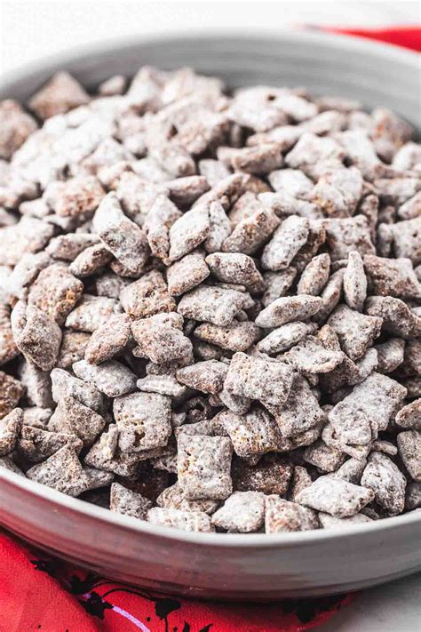 Puppy Chow Recipe Chex Box - Peppermint Crunch Puppy Chow Sally S ...