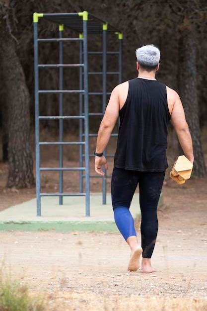 Playing Sports 的图像结果