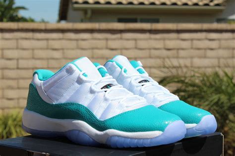 Air Retro Jordan 11 Low Aqua | Pink nike shoes, Retro jordans 11, Girls ...