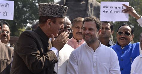 Ghulam Nabi Azad quits Congress, says Rahul Gandhi demolished party’s ...