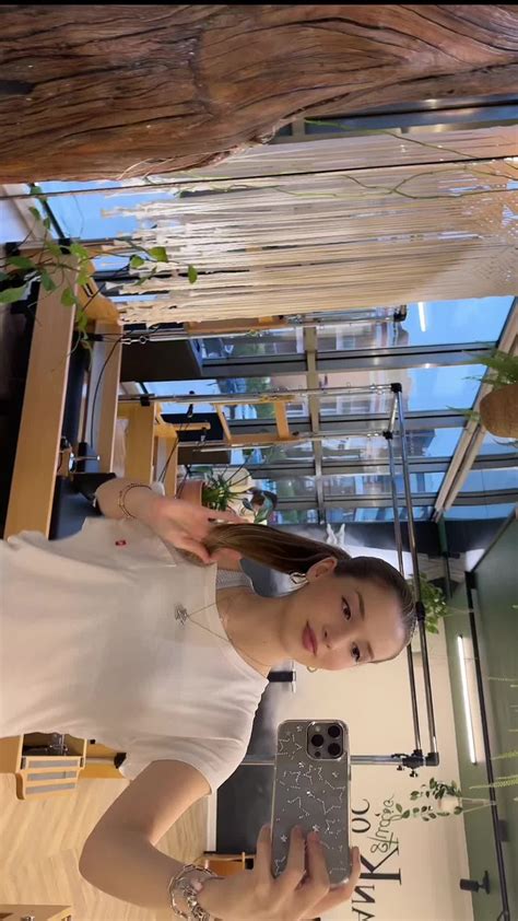 Pilates era 🤓 | Ecrin su çoban (@ecrinsucoban)