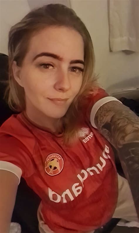 Media about Tom Knowles - Melody Pleasure