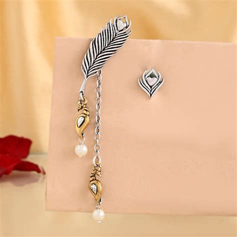 Morpankh Oxidised Studs – VOYLLA