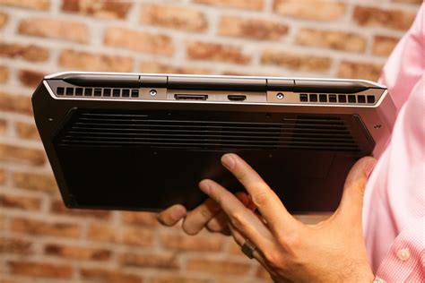 Alienware 13 Non OLED 的图像结果