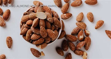 khasiat almond bubuk untuk kulit