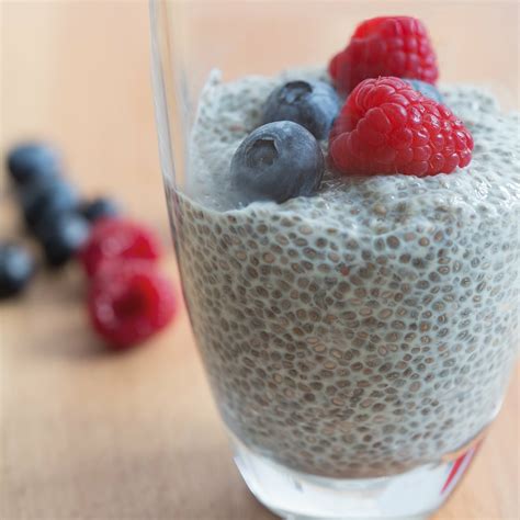 Coconut Chia Seeds Pudding - VegeFocus