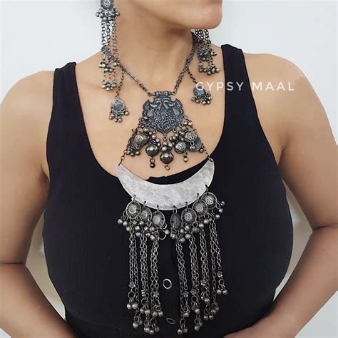 Boho Vibe Long Necklace & Earrings Set – Gypsy Maal
