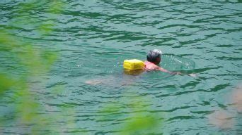 旗华- 贵州罗甸水上大型漂浮泳池（两项吉尼斯世界纪录，水深180米落差45米）