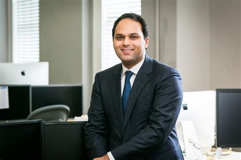 Office Portrait Example 的图像结果