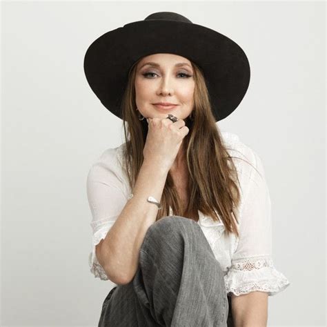 Pam Tillis in Shipshewana, Blue Gate Theatre, Shipshewana, 9 October to ...