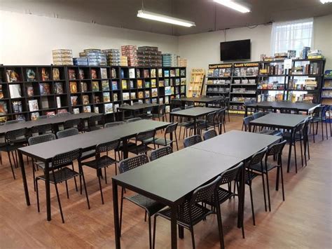 Local Game Store 的图像结果